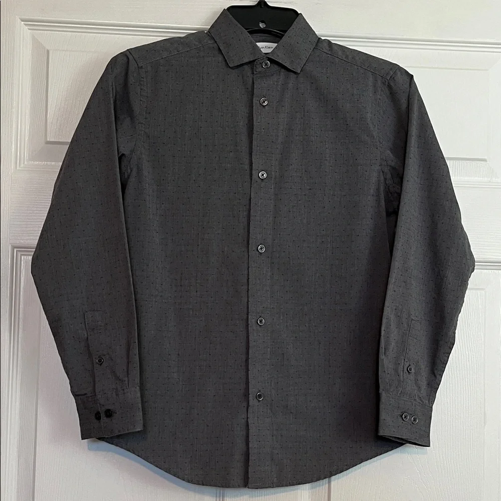 Calvin Klein Boys Gray Button-Up Dress Shirt - Long Sleeve Size 12